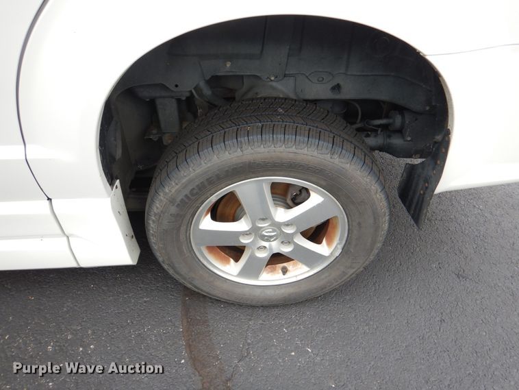 image for item HL9480 2011 Dodge Grand Caravan  handicap accessible van