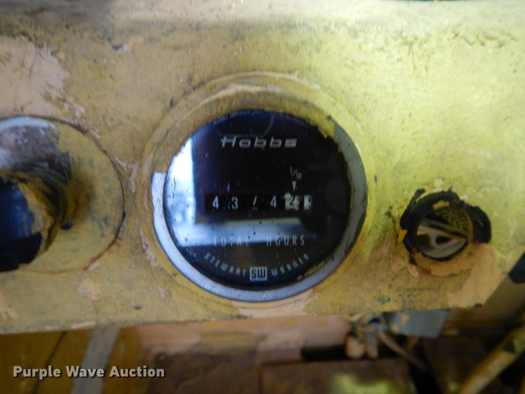 image for item HL9481 1989 Hyster S40XL  warehouse forklift