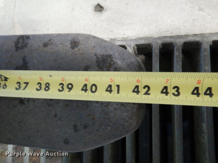 image for item HL9481 1989 Hyster S40XL  warehouse forklift