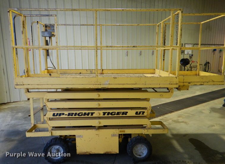image for item HL9482 Up Right Tiger  scissor lift