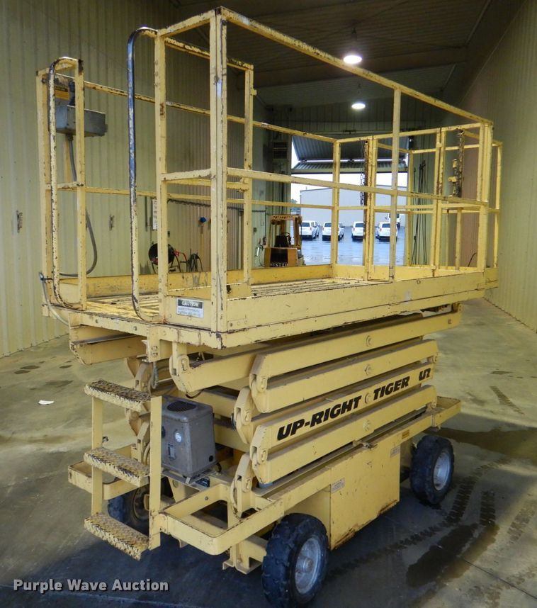 image for item HL9482 Up Right Tiger  scissor lift