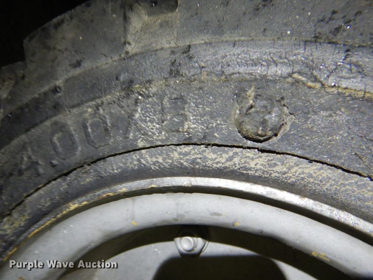 image for item HL9482 Up Right Tiger  scissor lift