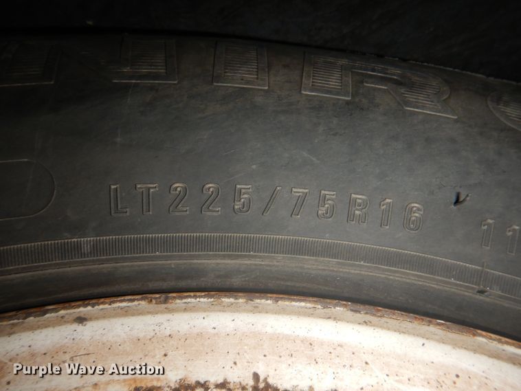 image for item HL9483 2014 Ford E450  shuttle bus