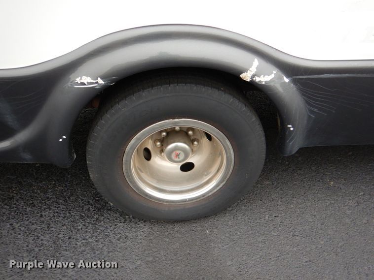 image for item HL9484 2009 Ford E450  shuttle bus