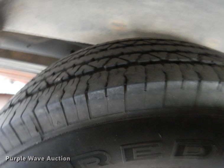 image for item HL9484 2009 Ford E450  shuttle bus