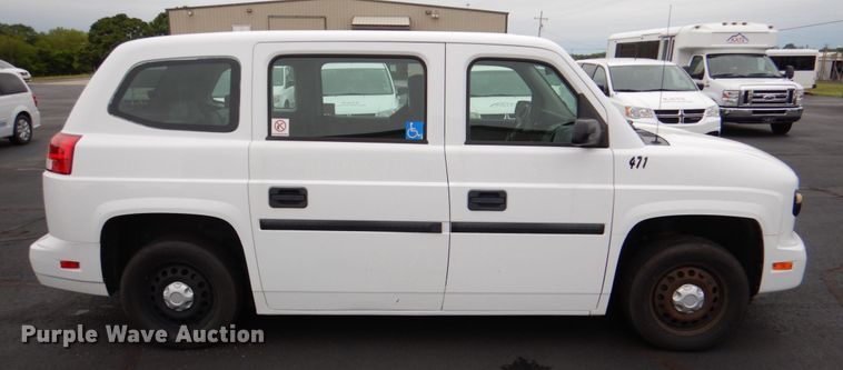 image for item HL9485 2012 VPG MV-1  handicap accessible van