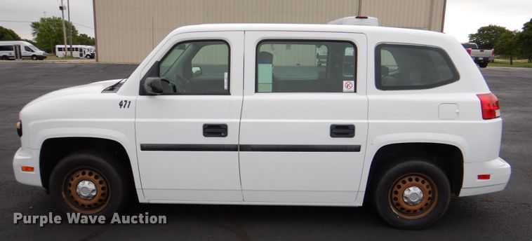 image for item HL9485 2012 VPG MV-1  handicap accessible van