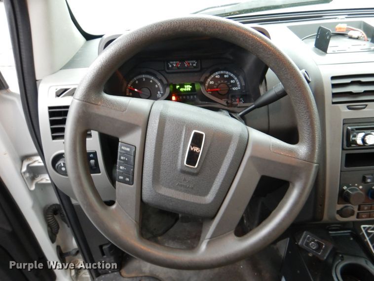 image for item HL9485 2012 VPG MV-1  handicap accessible van