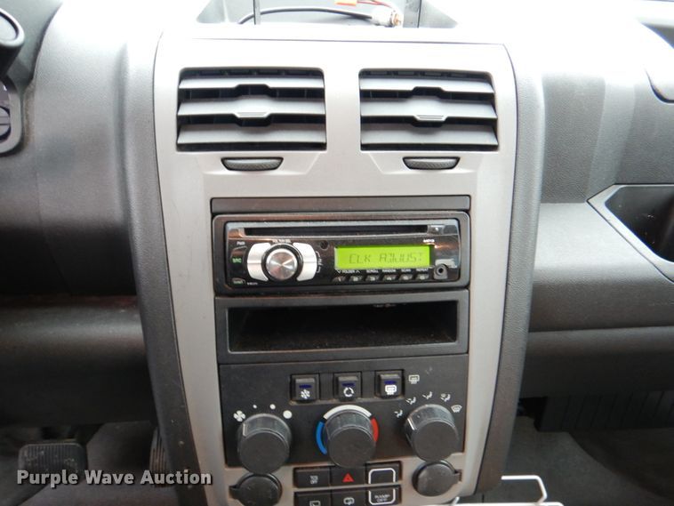 image for item HL9485 2012 VPG MV-1  handicap accessible van