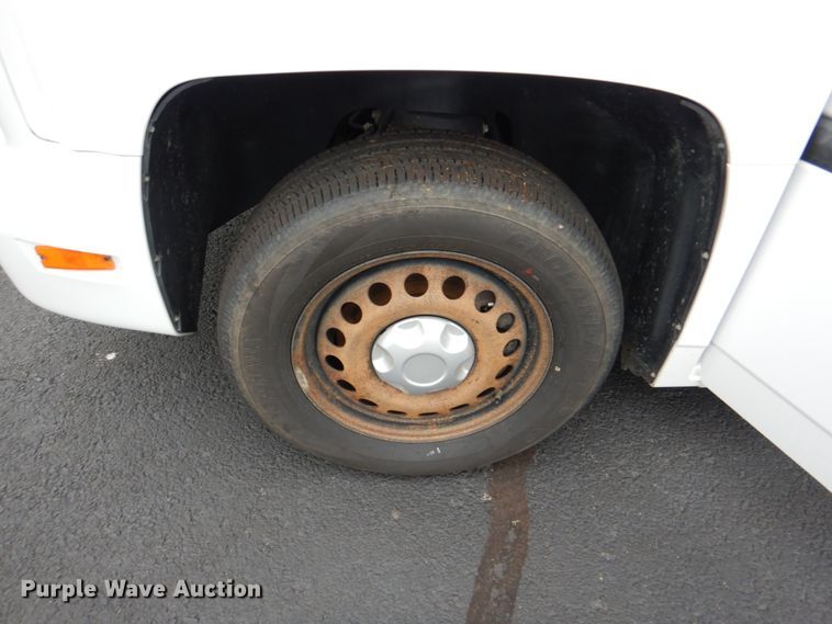 image for item HL9485 2012 VPG MV-1  handicap accessible van