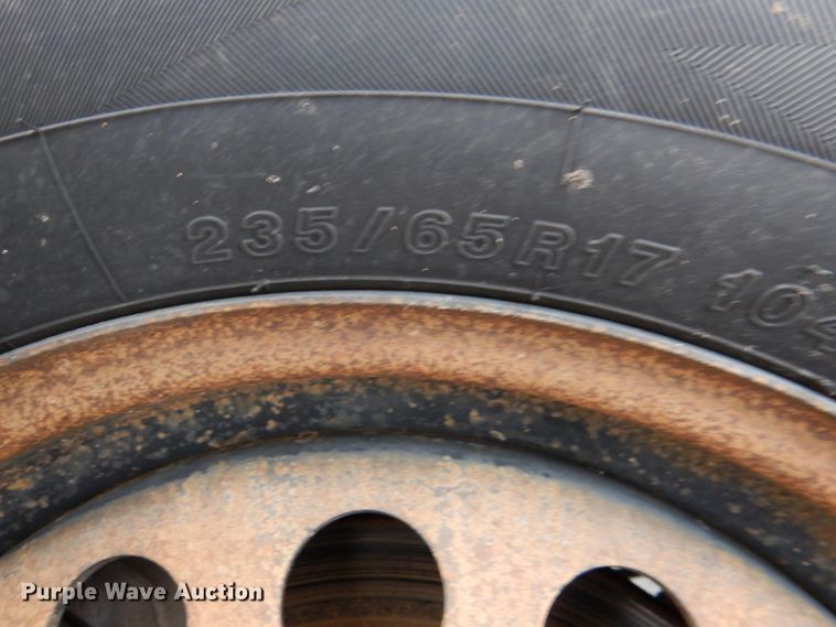 image for item HL9485 2012 VPG MV-1  handicap accessible van