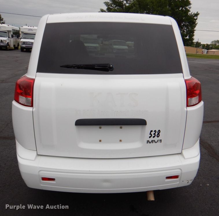 image for item HL9486 2014 Mobility Ventures MV-1  handicap accessible van