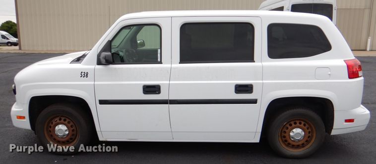 image for item HL9486 2014 Mobility Ventures MV-1  handicap accessible van