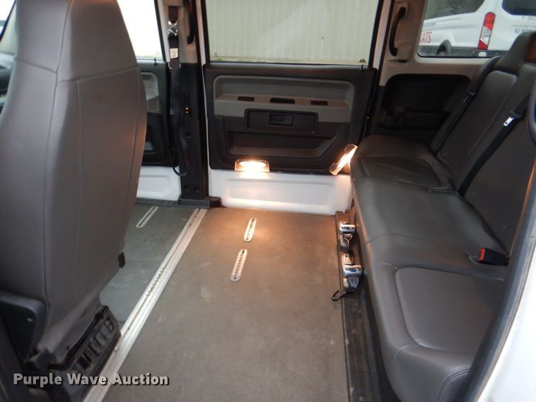 image for item HL9486 2014 Mobility Ventures MV-1  handicap accessible van