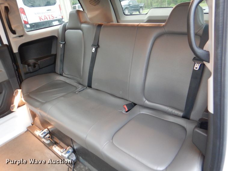 image for item HL9486 2014 Mobility Ventures MV-1  handicap accessible van