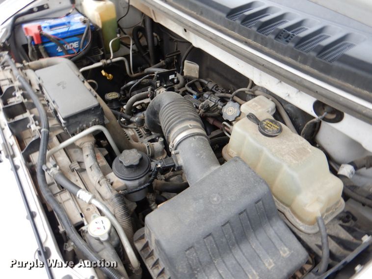 image for item HL9486 2014 Mobility Ventures MV-1  handicap accessible van