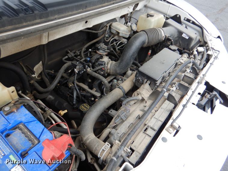 image for item HL9486 2014 Mobility Ventures MV-1  handicap accessible van