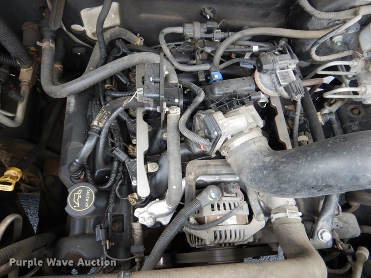 image for item HL9486 2014 Mobility Ventures MV-1  handicap accessible van