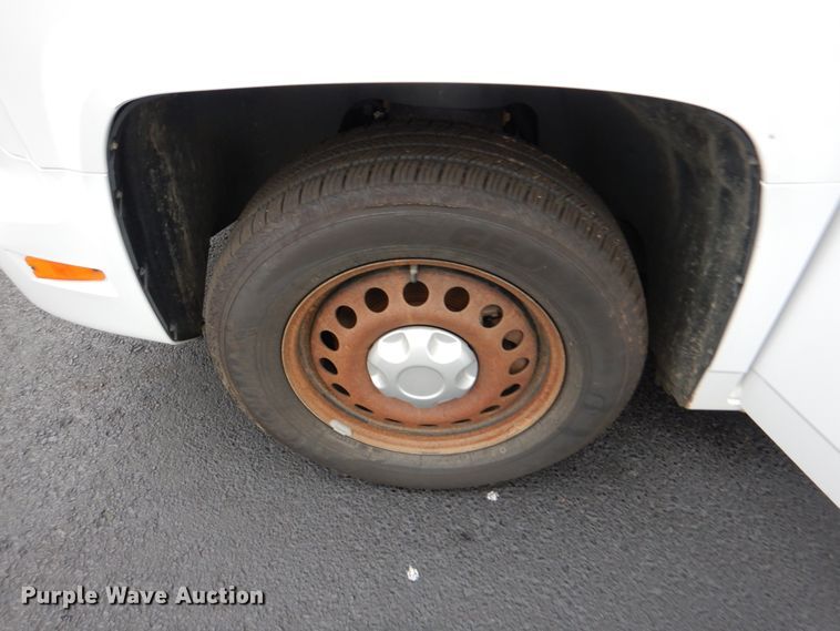 image for item HL9486 2014 Mobility Ventures MV-1  handicap accessible van