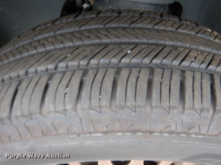 image for item HL9486 2014 Mobility Ventures MV-1  handicap accessible van