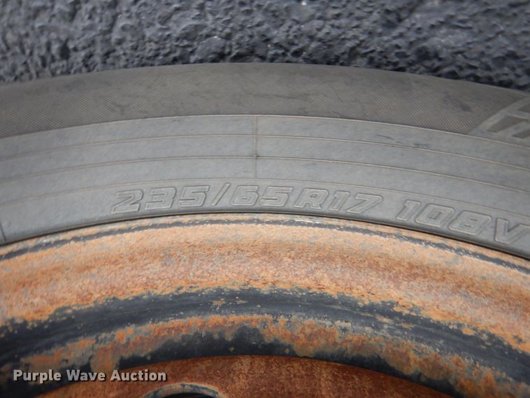 image for item HL9486 2014 Mobility Ventures MV-1  handicap accessible van