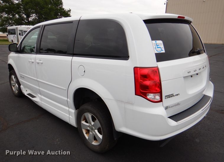 image for item HL9487 2014 Dodge Grand Caravan  handicap accessible van