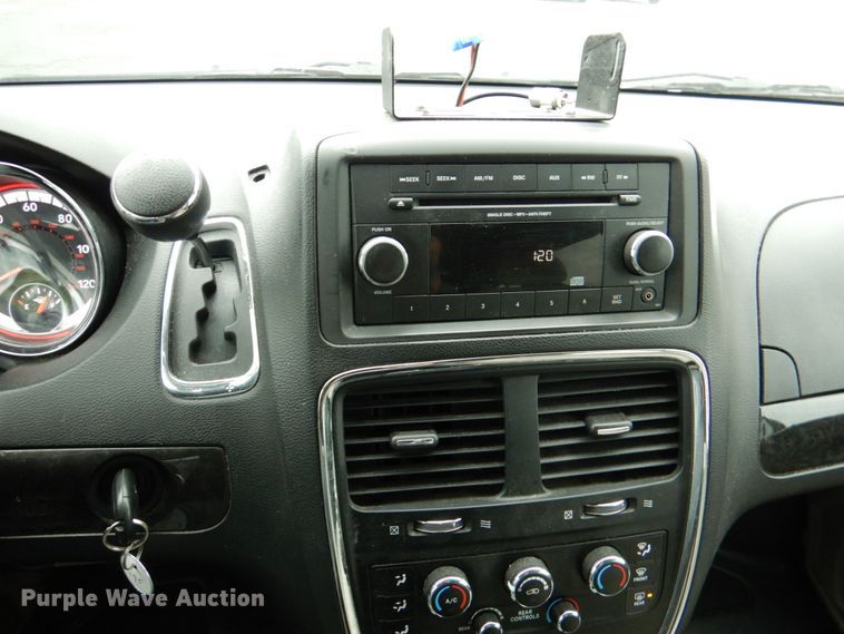 image for item HL9487 2014 Dodge Grand Caravan  handicap accessible van