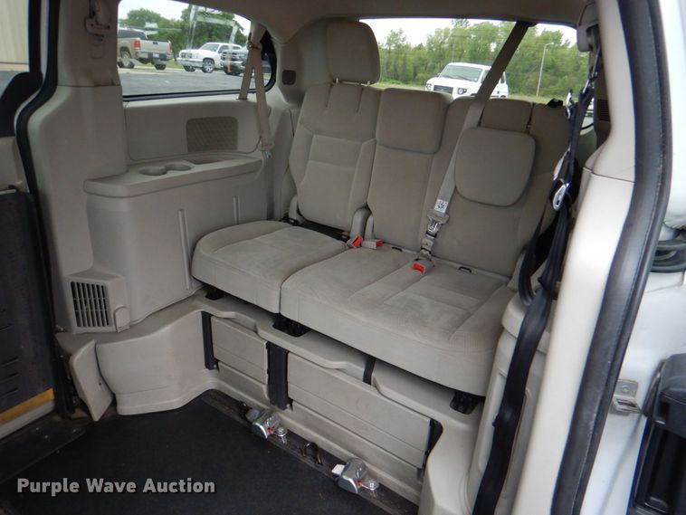 image for item HL9487 2014 Dodge Grand Caravan  handicap accessible van