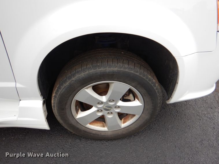 image for item HL9487 2014 Dodge Grand Caravan  handicap accessible van