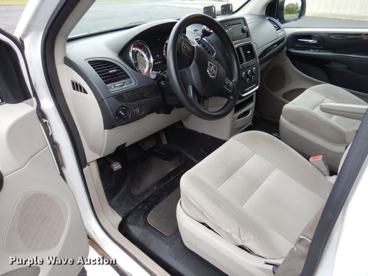 image for item HL9488 2014 Dodge Grand Caravan  handicap accessible van