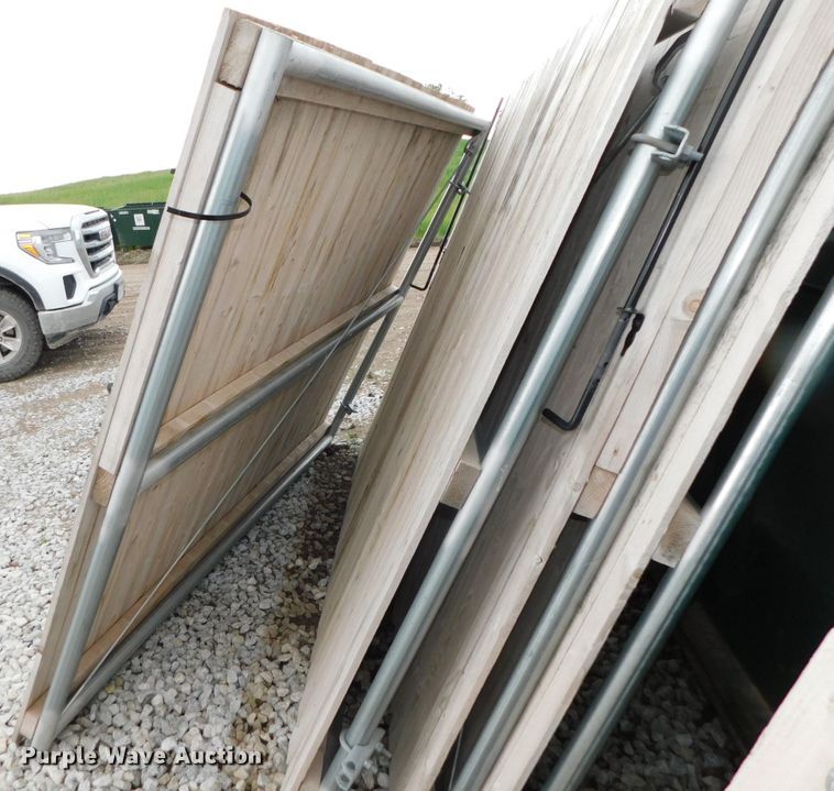 image for item HX9319 (6) American Fence wooden fence sections