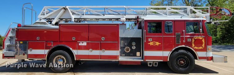 image for item IF9747 1989 Pierce  ladder fire truck