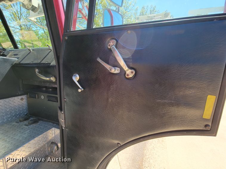 image for item IF9747 1989 Pierce  ladder fire truck