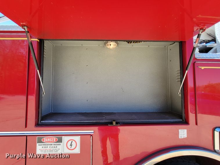 image for item IF9747 1989 Pierce  ladder fire truck