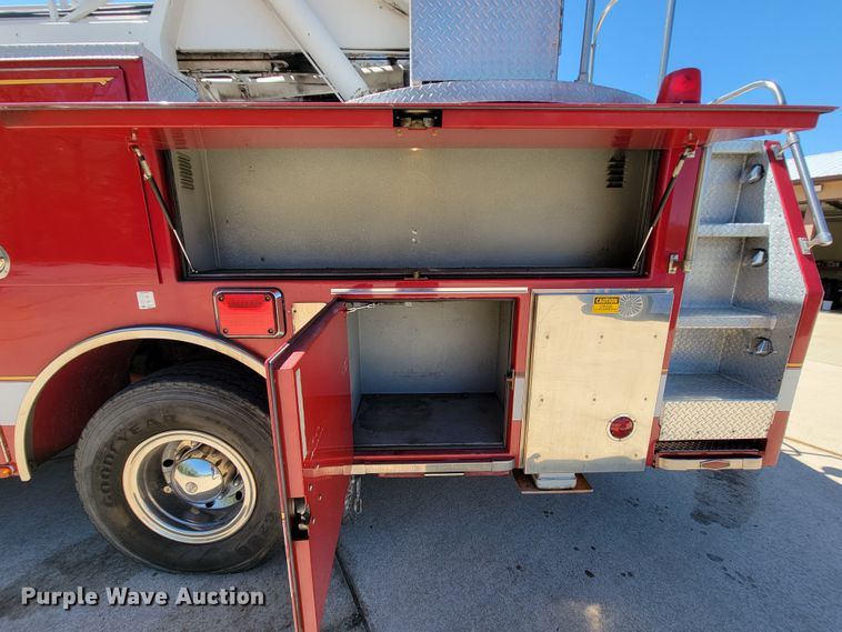 image for item IF9747 1989 Pierce  ladder fire truck