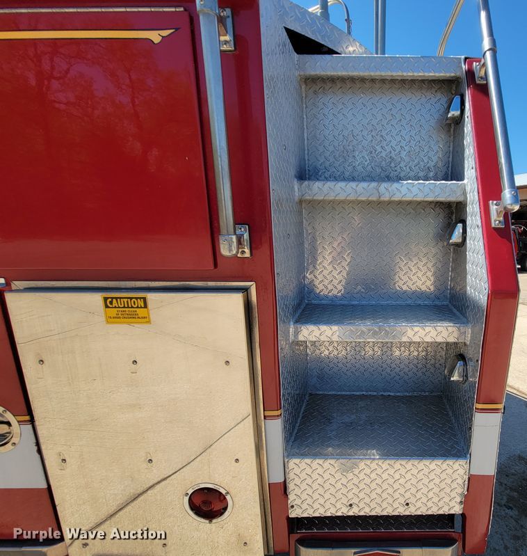 image for item IF9747 1989 Pierce  ladder fire truck