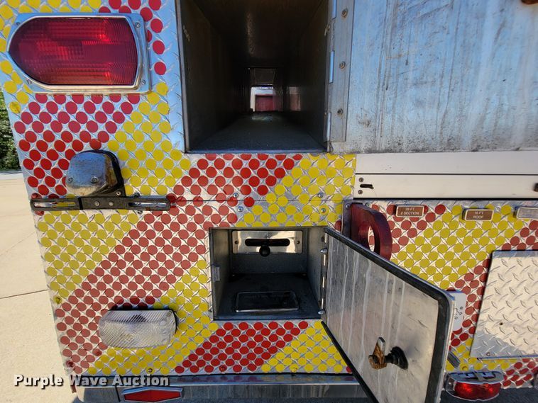 image for item IF9747 1989 Pierce  ladder fire truck