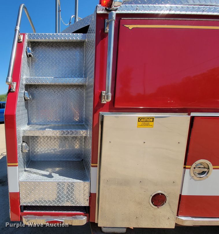 image for item IF9747 1989 Pierce  ladder fire truck