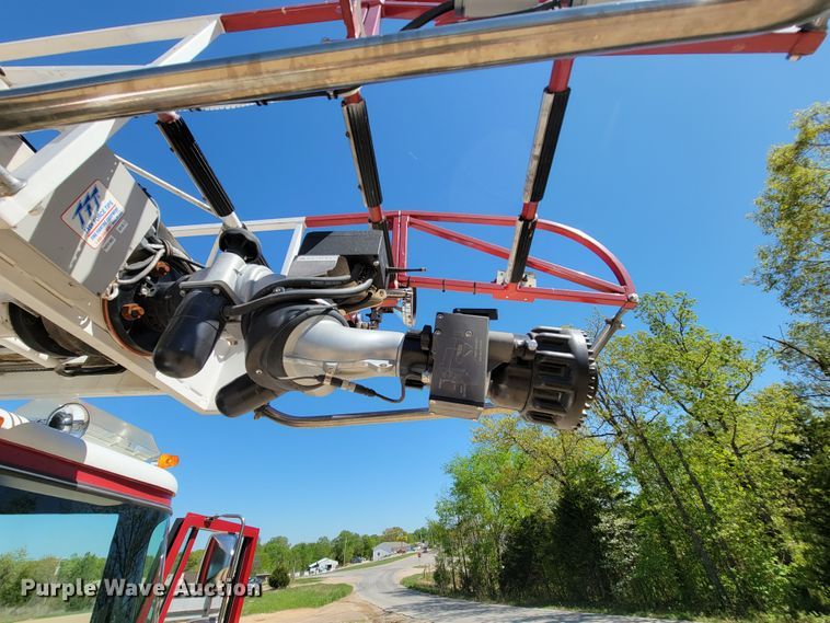 image for item IF9747 1989 Pierce  ladder fire truck