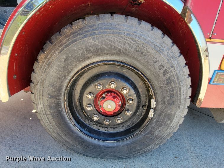 image for item IF9747 1989 Pierce  ladder fire truck