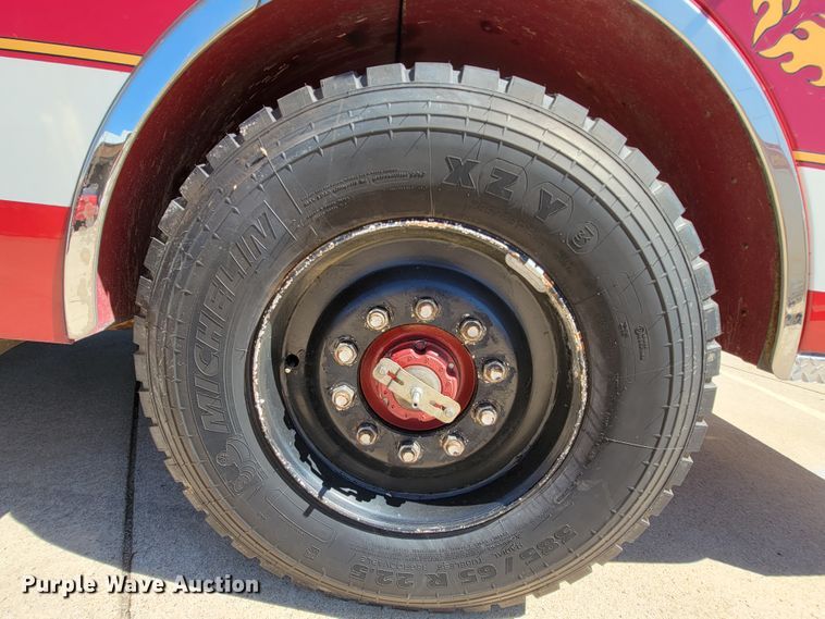 image for item IF9747 1989 Pierce  ladder fire truck