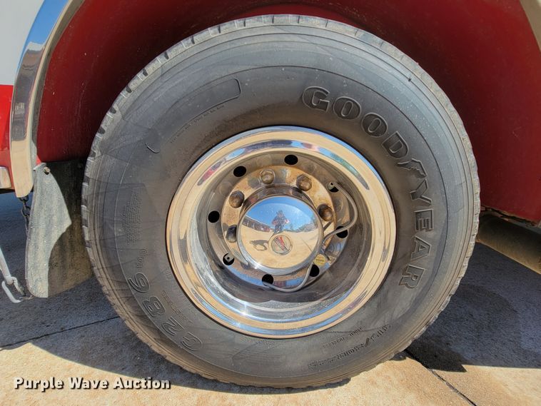 image for item IF9747 1989 Pierce  ladder fire truck