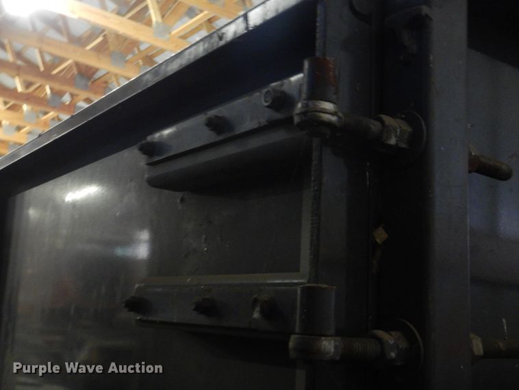 image for item II9913 2003 Bri-Mar  dump trailer