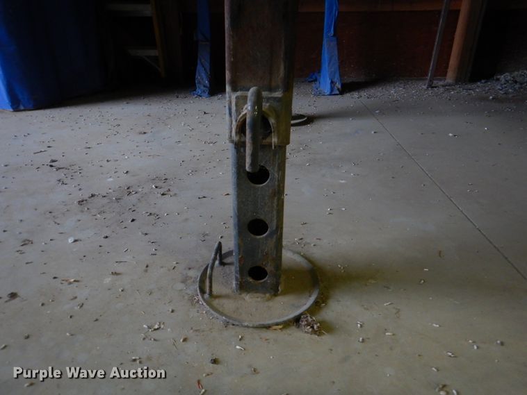 image for item II9913 2003 Bri-Mar  dump trailer