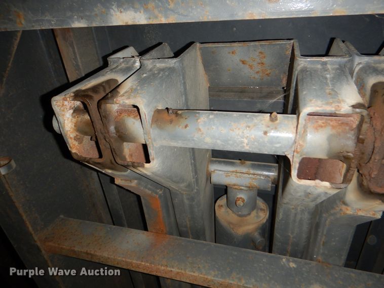 image for item II9913 2003 Bri-Mar  dump trailer