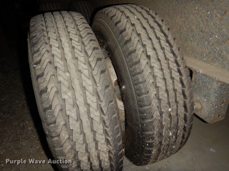 image for item II9913 2003 Bri-Mar  dump trailer