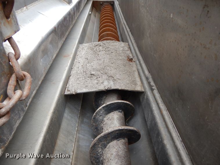 image for item IL9358 2003 International 7400  dump truck