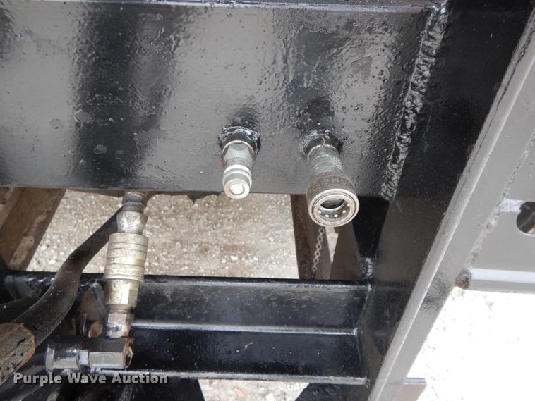 image for item IL9358 2003 International 7400  dump truck