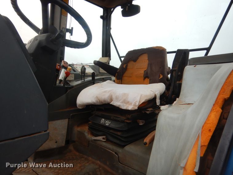 image for item IP9816 Ford 7740  tractor