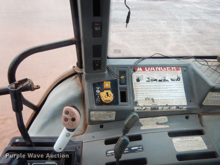 image for item IP9816 Ford 7740  tractor